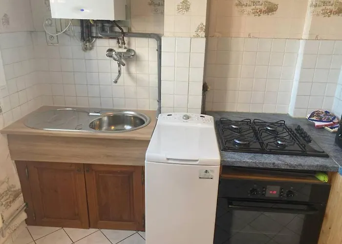 Апартаменты T2 Lumineux Chu Stade Gaston Gerard 2 Nuits Minimum *