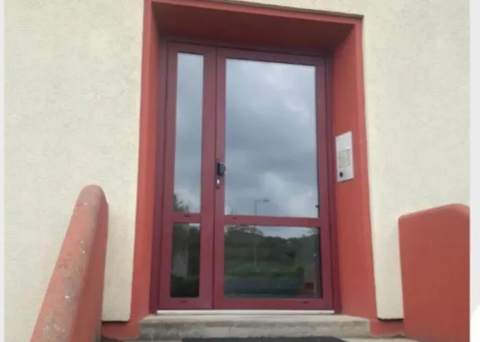 T2 Lumineux Chu Stade Gaston Gerard 2 Nuits Minimum *